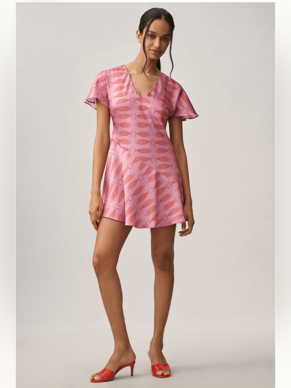 NWT Anthropologie Short-Sleeve V-Neck
Mini Dress Size XL